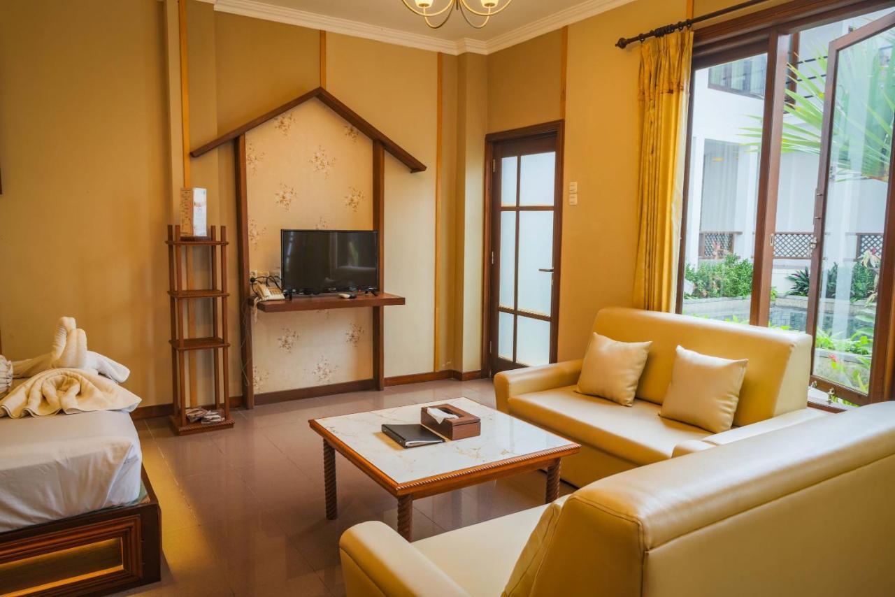 แฟมิลี โฮเต็ล กราเดีย 2 Hotel บาตู ภายนอก รูปภาพ
